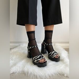 Classified Zebra Print Faux Fur Platform Block Heels Vintsge 90s Y2K